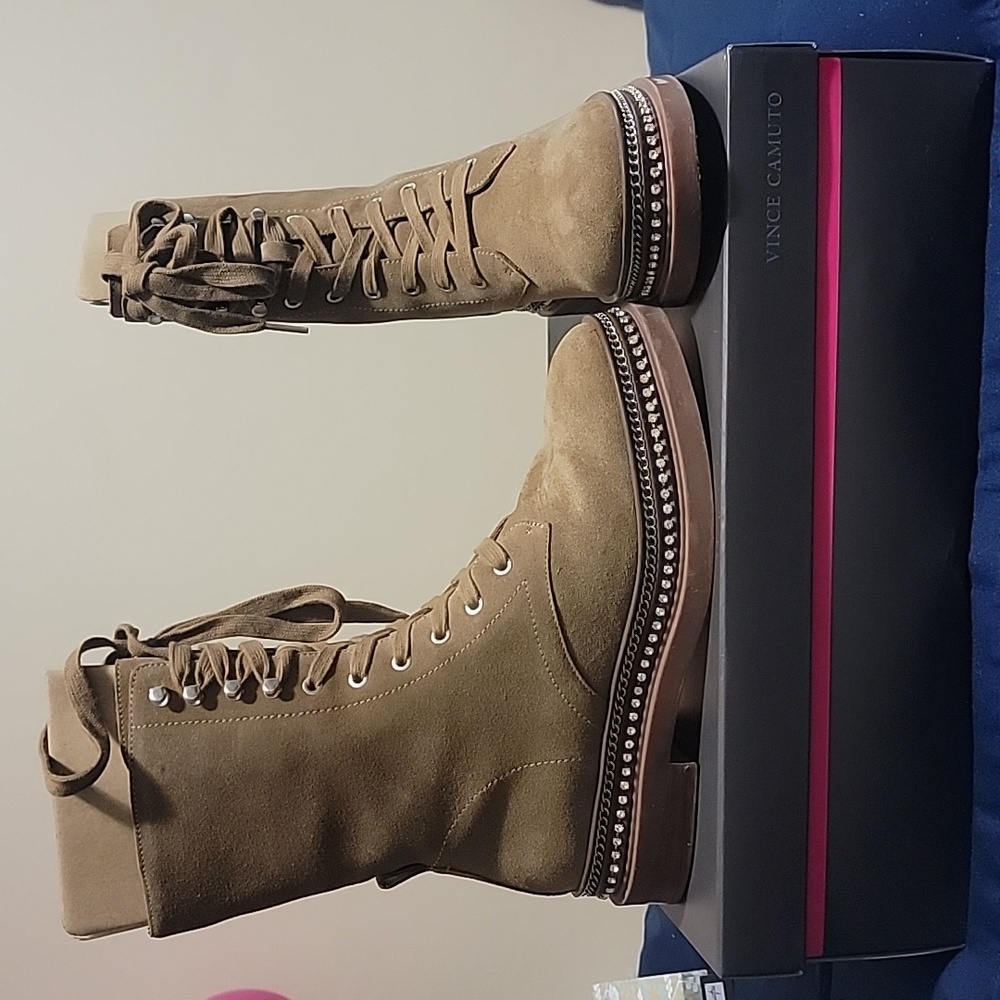 Vince Camuto. Size 8 1/2 M Color Sandy Brown Verona